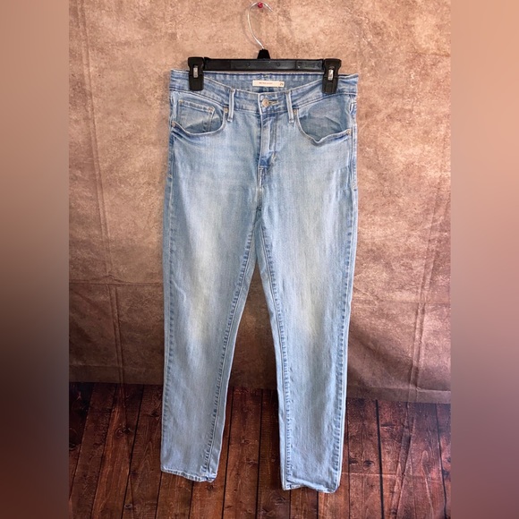 Levi's Mid-rise Skinny Women's Jeans-Light Wash-Size 29”x32”-EUC!! - Picture 2 of 4
